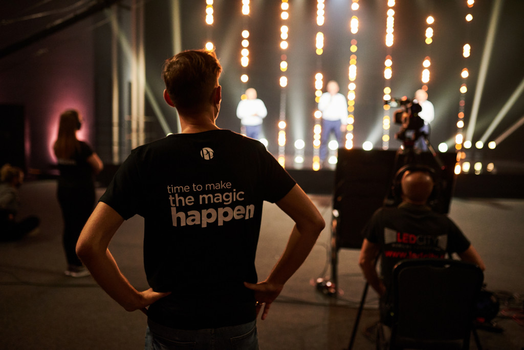 Party Projekt zrezygnowało z reklamy