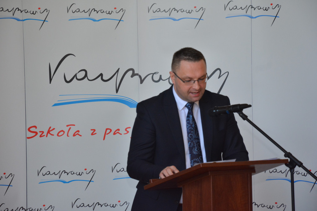 Pożegnanie klas trzecich w Kasprowiczu