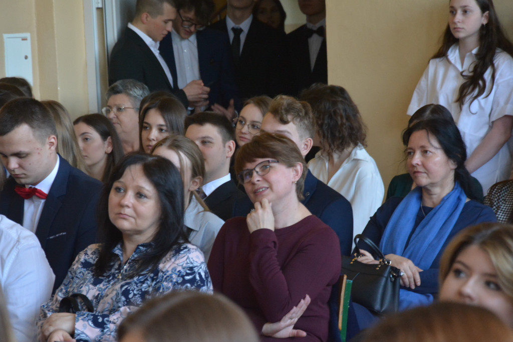 Pożegnanie klas trzecich w Kasprowiczu