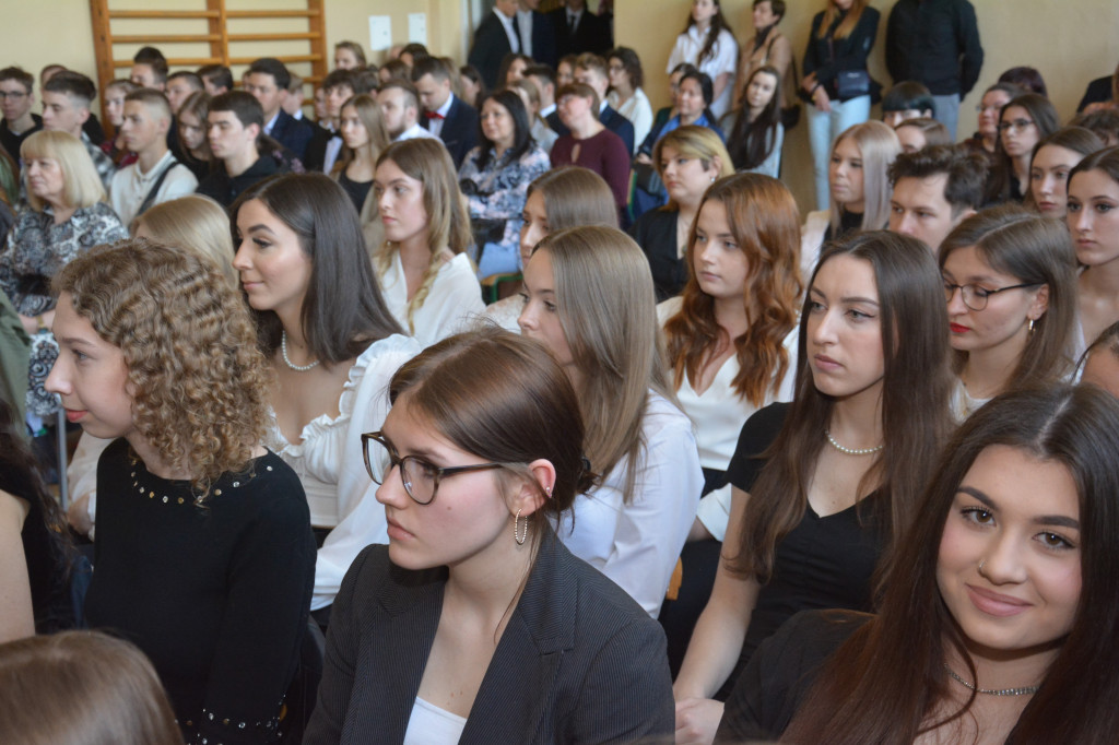 Pożegnanie klas trzecich w Kasprowiczu
