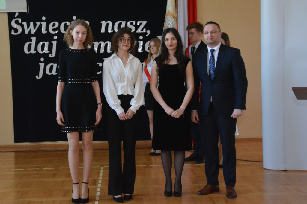 Pożegnanie klas trzecich w Kasprowiczu
