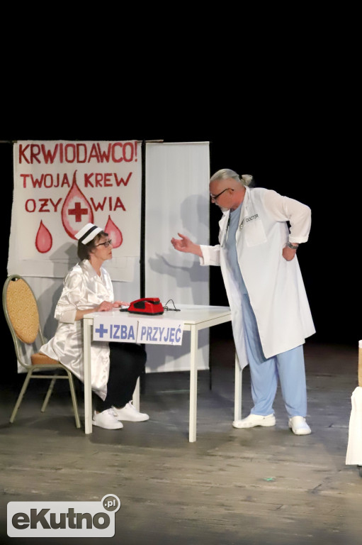 4. Premiera Teatru UTW  „CZEMU NIE”