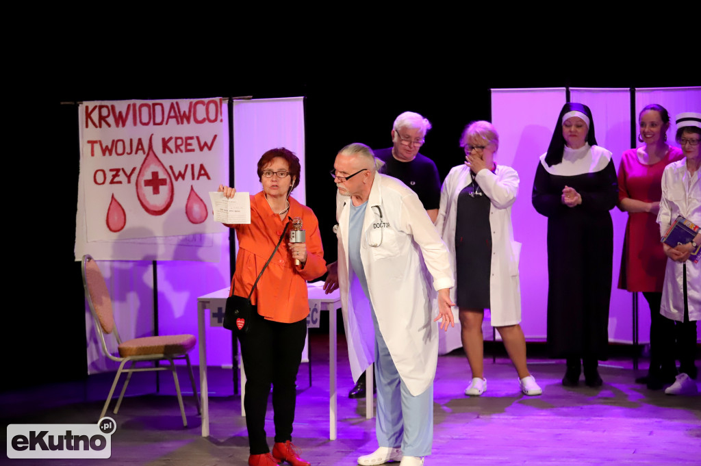 4. Premiera Teatru UTW  „CZEMU NIE”