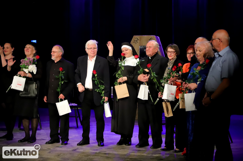 4. Premiera Teatru UTW  „CZEMU NIE”