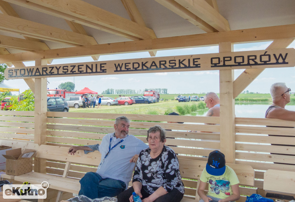 Festyn w Oporowie