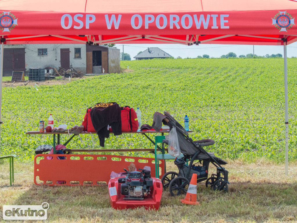 Festyn w Oporowie