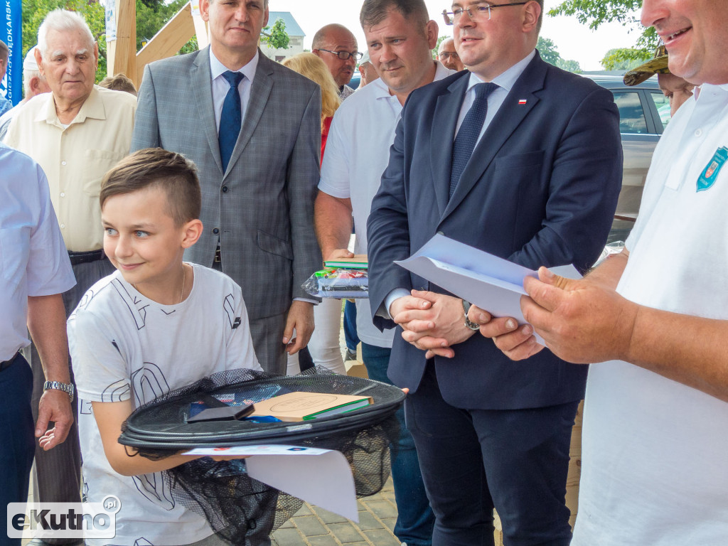 Festyn w Oporowie