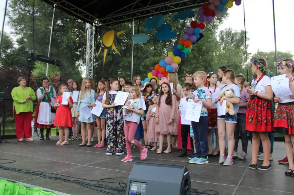 Festyn w bajkowej krainie