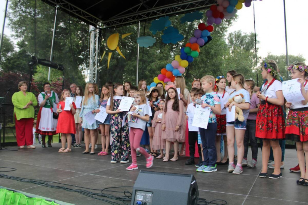Festyn w bajkowej krainie