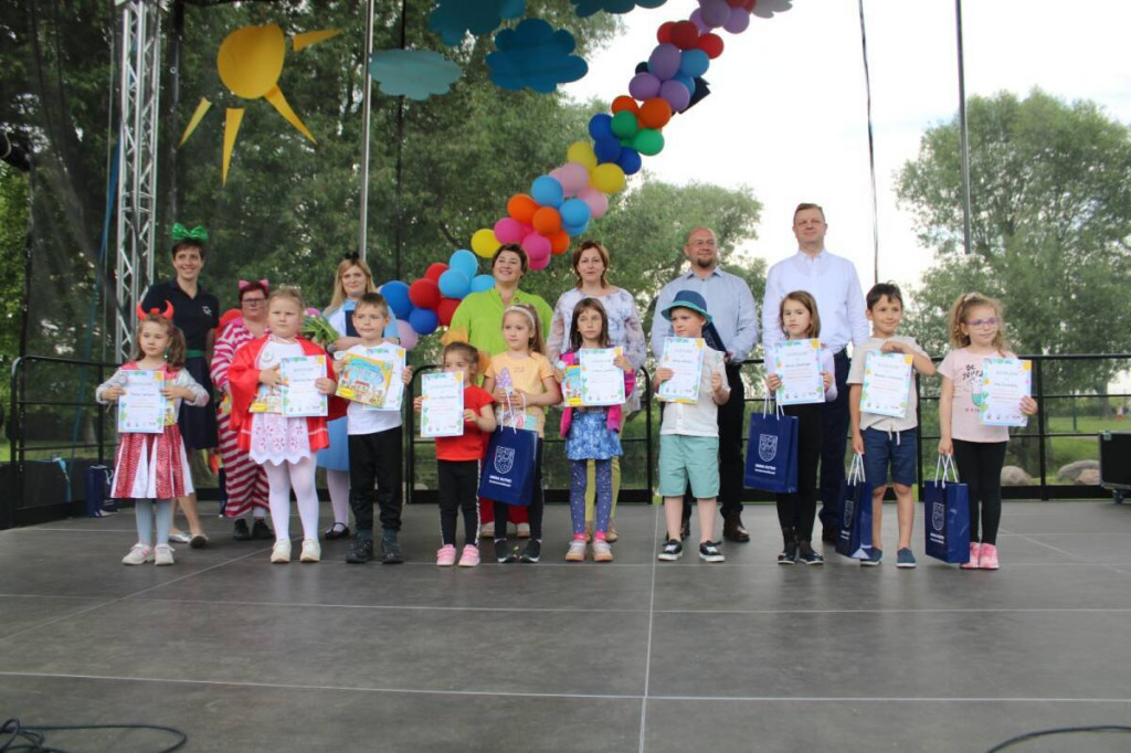 Festyn w bajkowej krainie