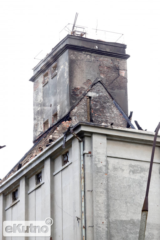 Spalony młyn na Przemysłowej