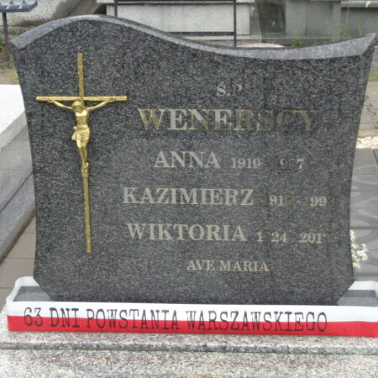 Akcja szarfowania grobów