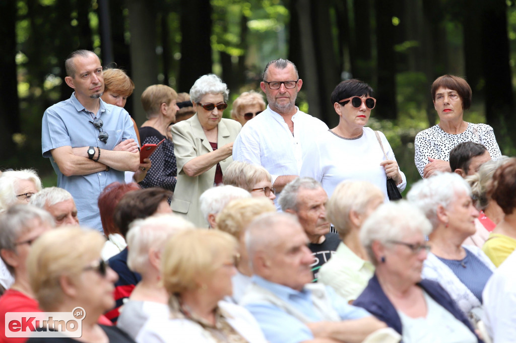 Muzyka Róż(a)na – „Złamana klasyka”
