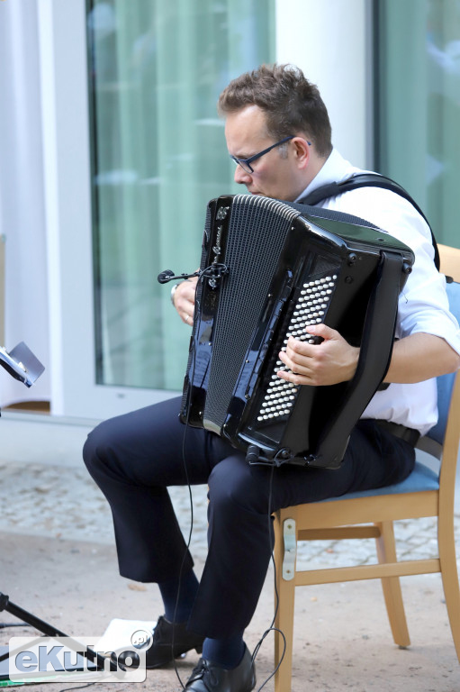 Muzyka Róż(a)na – „Złamana klasyka”
