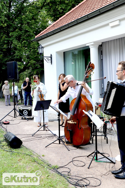 Muzyka Róż(a)na – „Złamana klasyka”