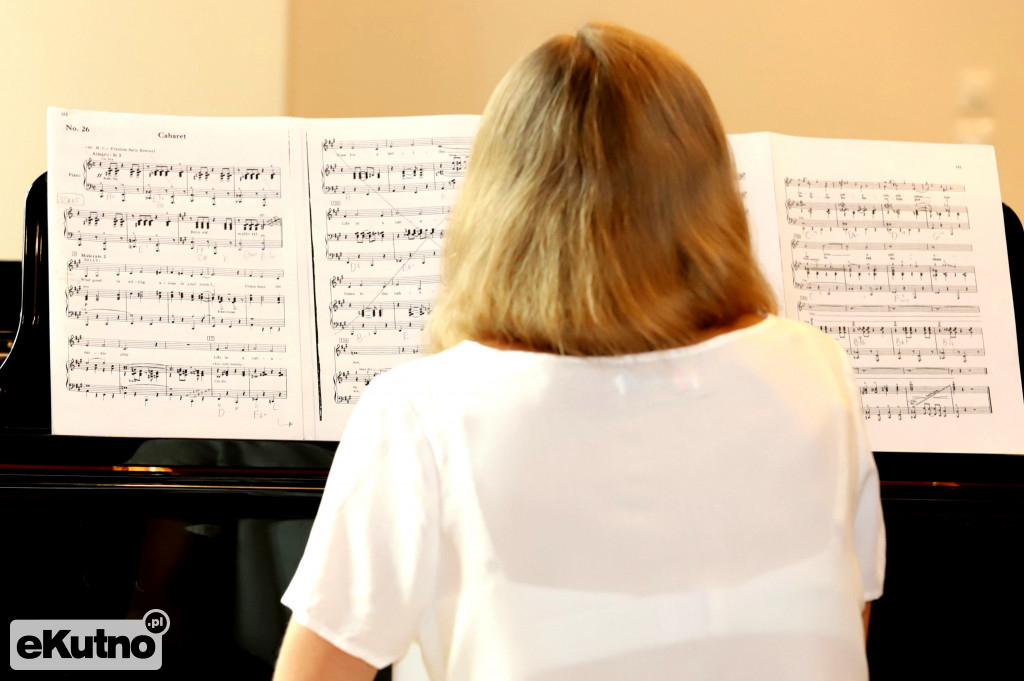 Muzyka Różana  dziś Musical, musical