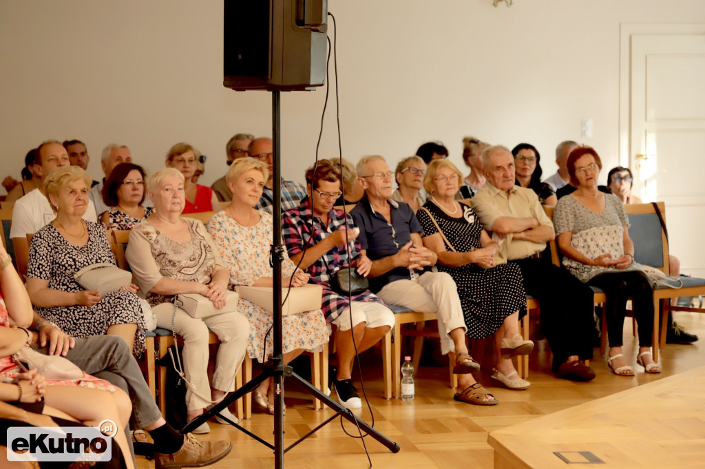 Muzyka Różana  dziś Musical, musical