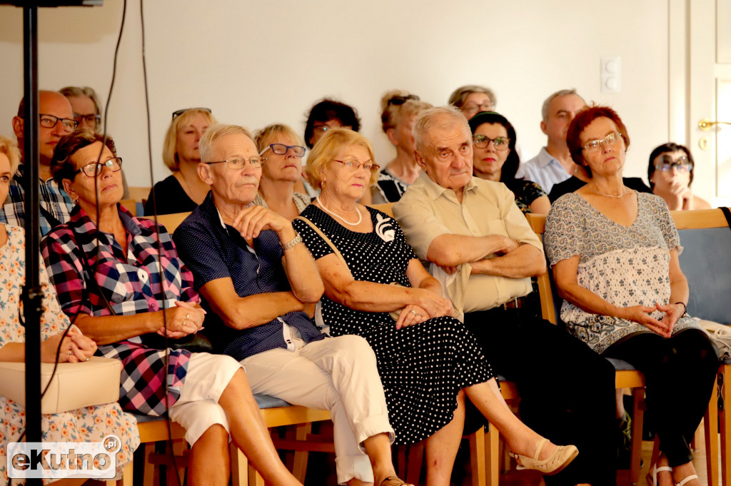Muzyka Różana  dziś Musical, musical