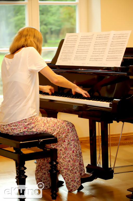 Muzyka Różana  dziś Musical, musical