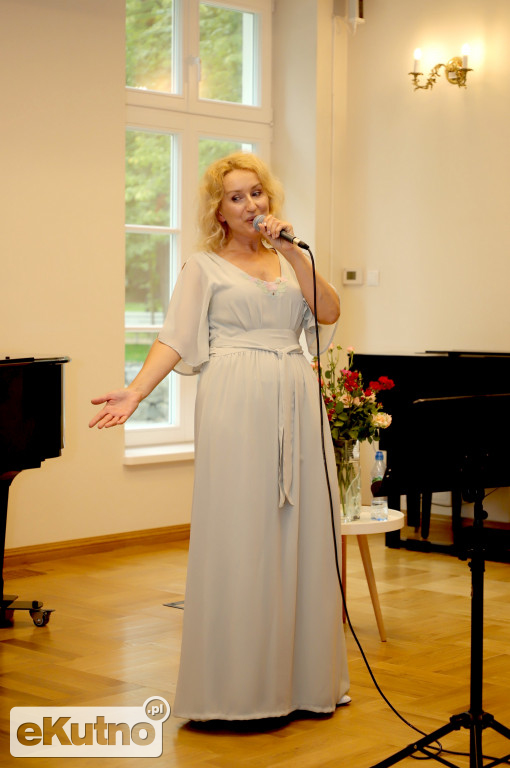 Muzyka Różana  dziś Musical, musical