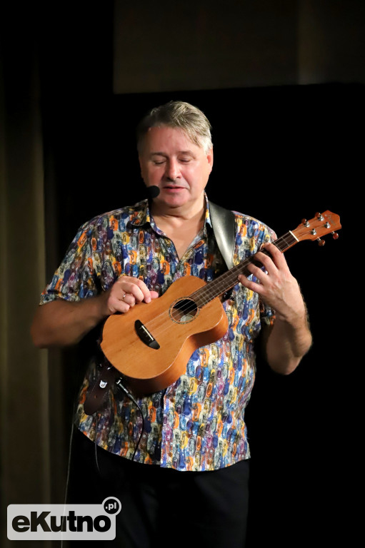 Muzyka i instrumenty świata