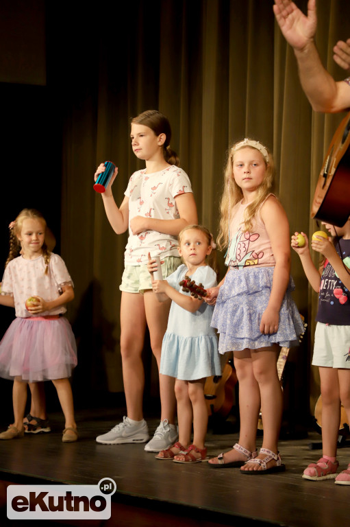 Muzyka i instrumenty świata