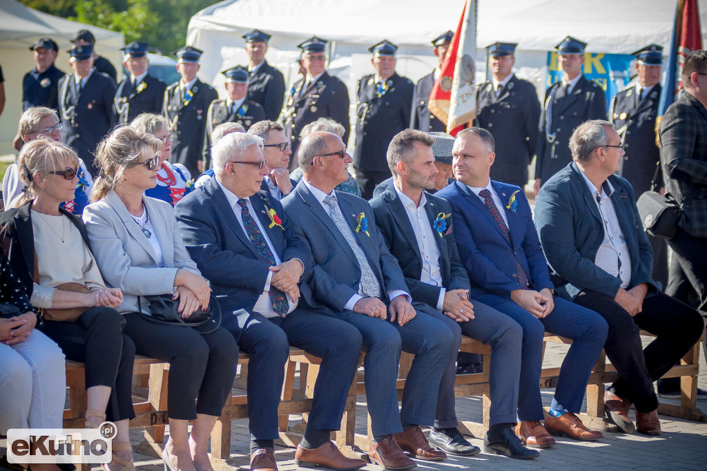 Dożynki w Dąbrowicach