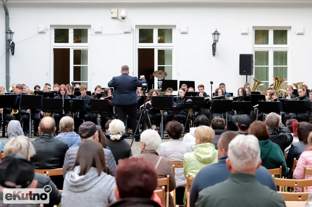 Koncert orkiestr dętych w Parku Wiosny Ludów