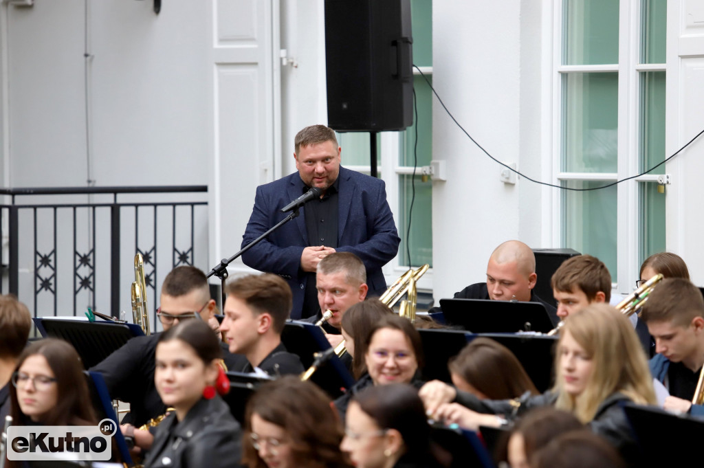 Koncert orkiestr dętych w Parku Wiosny Ludów