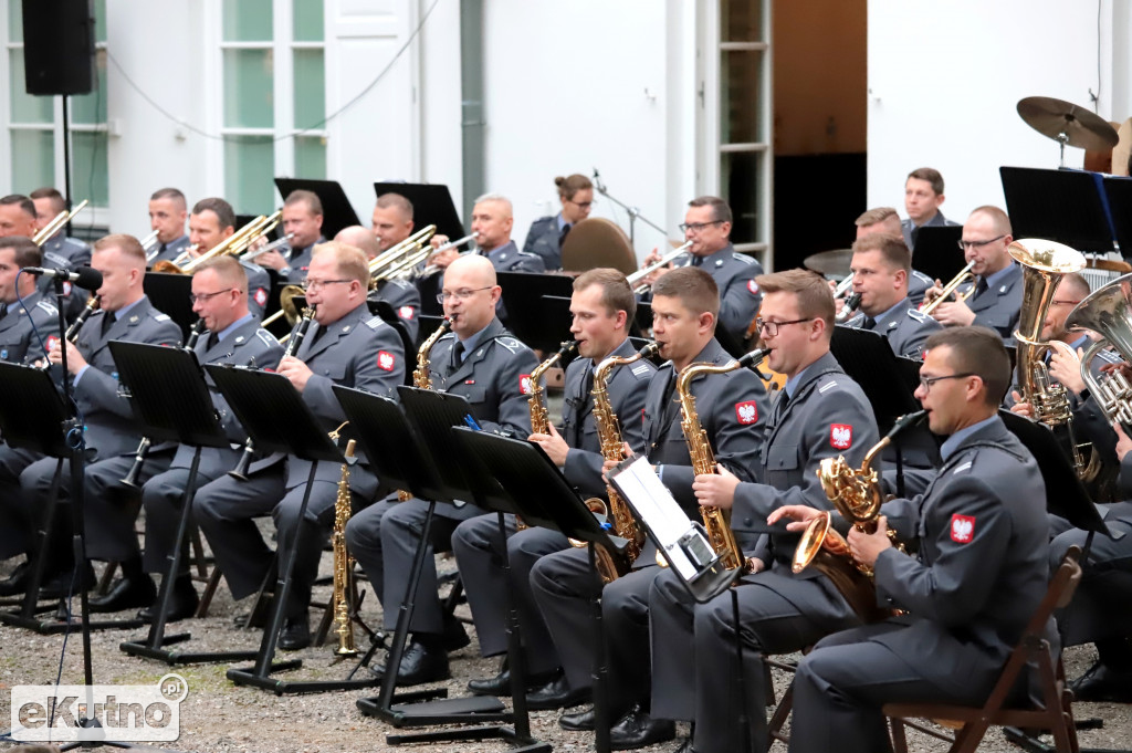 Koncert orkiestr dętych w Parku Wiosny Ludów