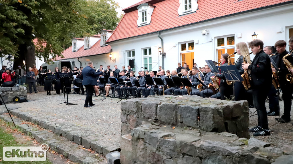 Koncert orkiestr dętych w Parku Wiosny Ludów