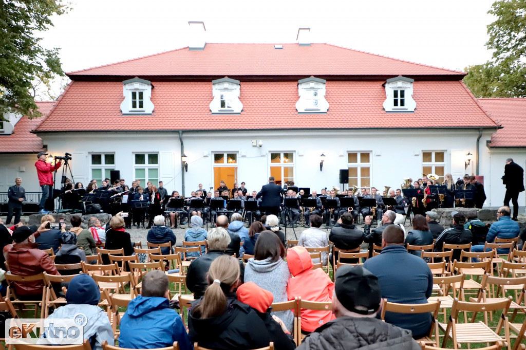 Koncert orkiestr dętych w Parku Wiosny Ludów