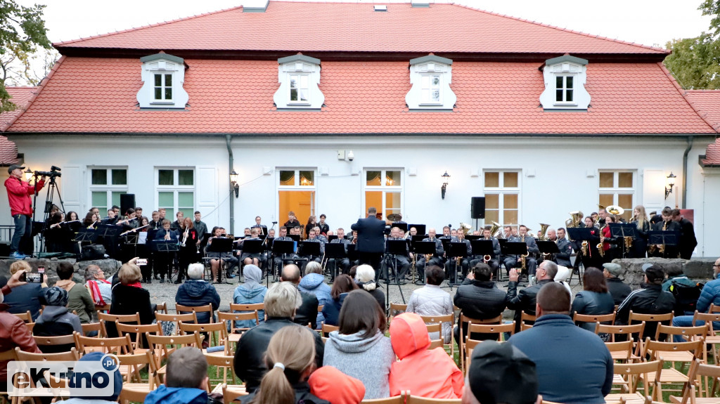 Koncert orkiestr dętych w Parku Wiosny Ludów