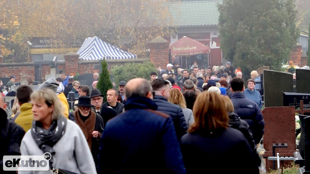 Wszystkich Świętych na Cmentarzu Parafialnym w Kutnie.