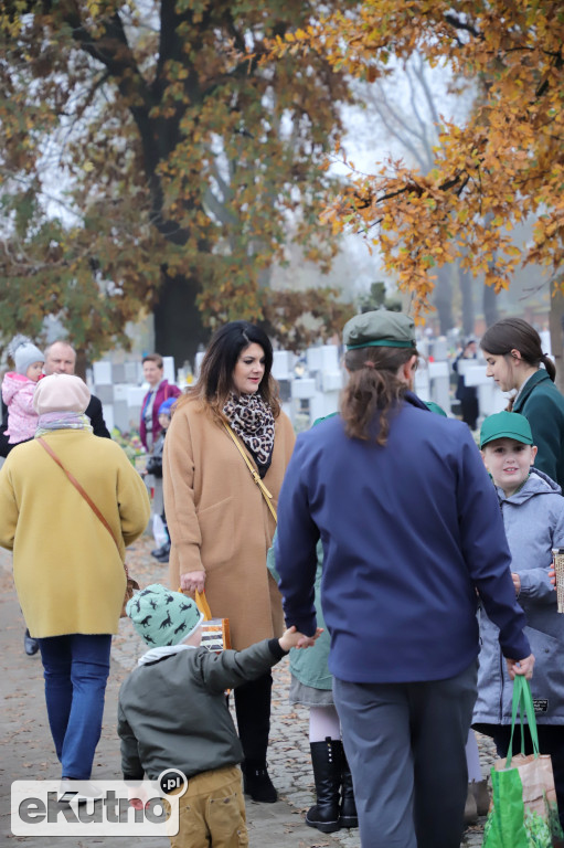 Wszystkich Świętych na Cmentarzu Parafialnym w Kutnie.