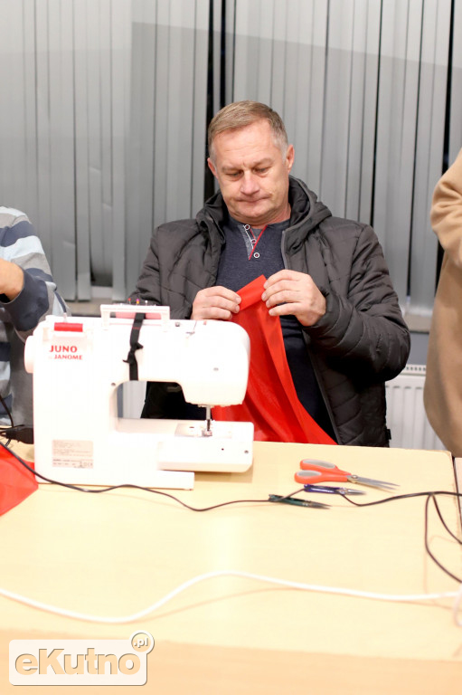 Akcja - Uszyj flagę, Zrób kotylion