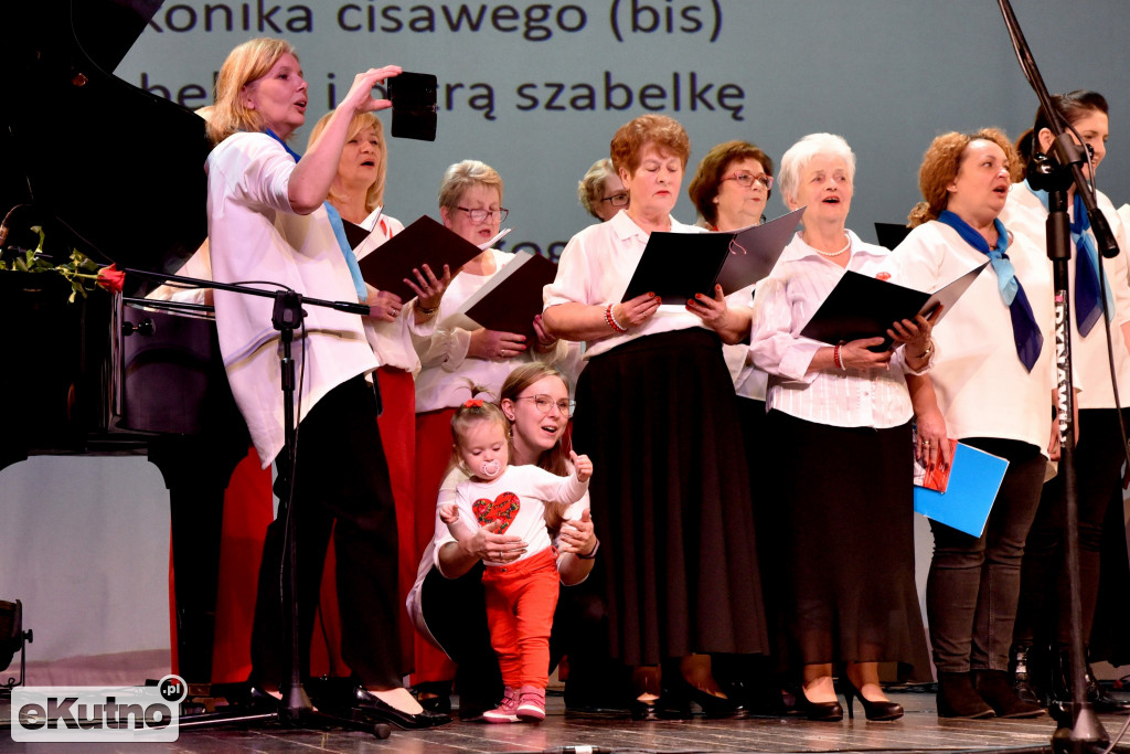 Śpiewamy dla Biało-Czerwonej