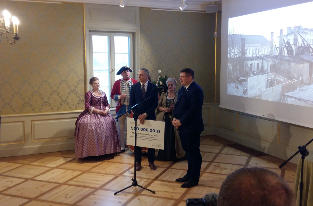 Muzeum zarządza pałacem