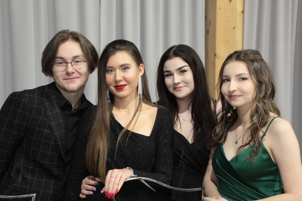 Studniówka w 