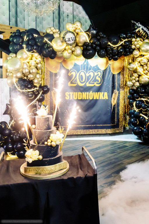 Studniówka w 