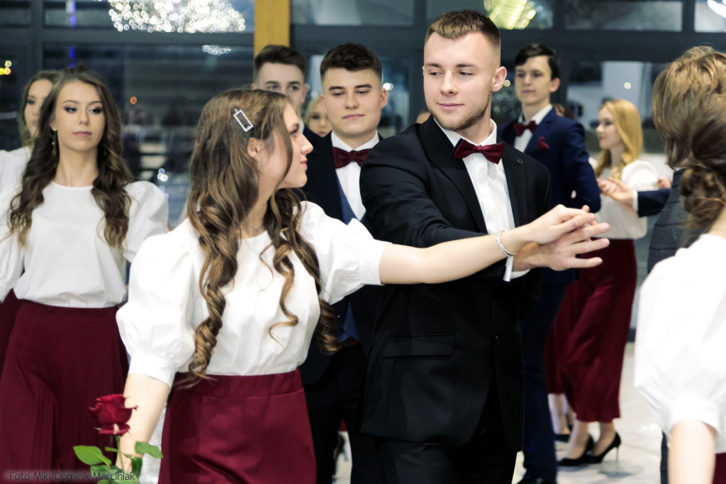 Studniówka w 