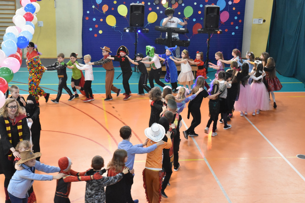 Bal karnawałowy