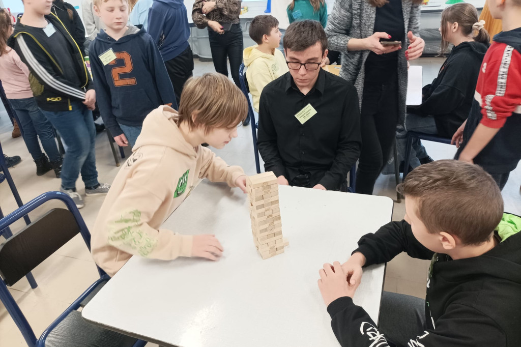  V Integracyjny Turniej Gier Planszowych