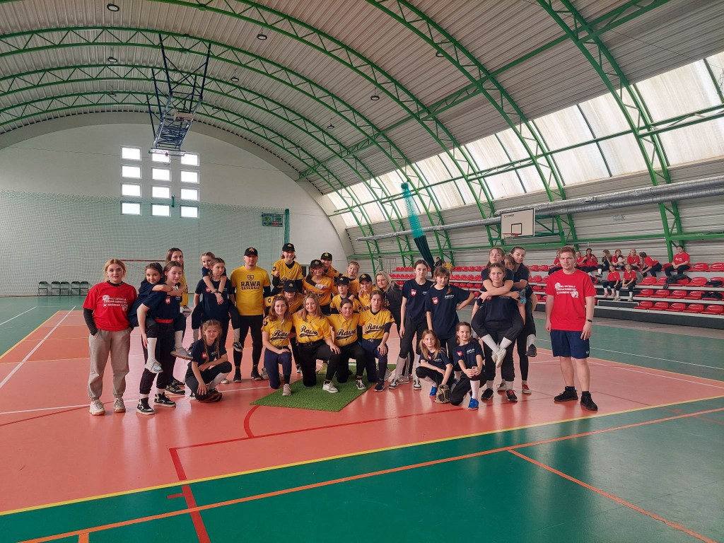 Turniej softballu