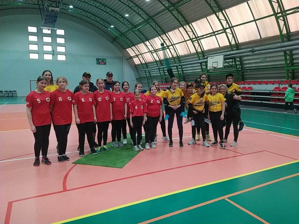  Turniej softballu