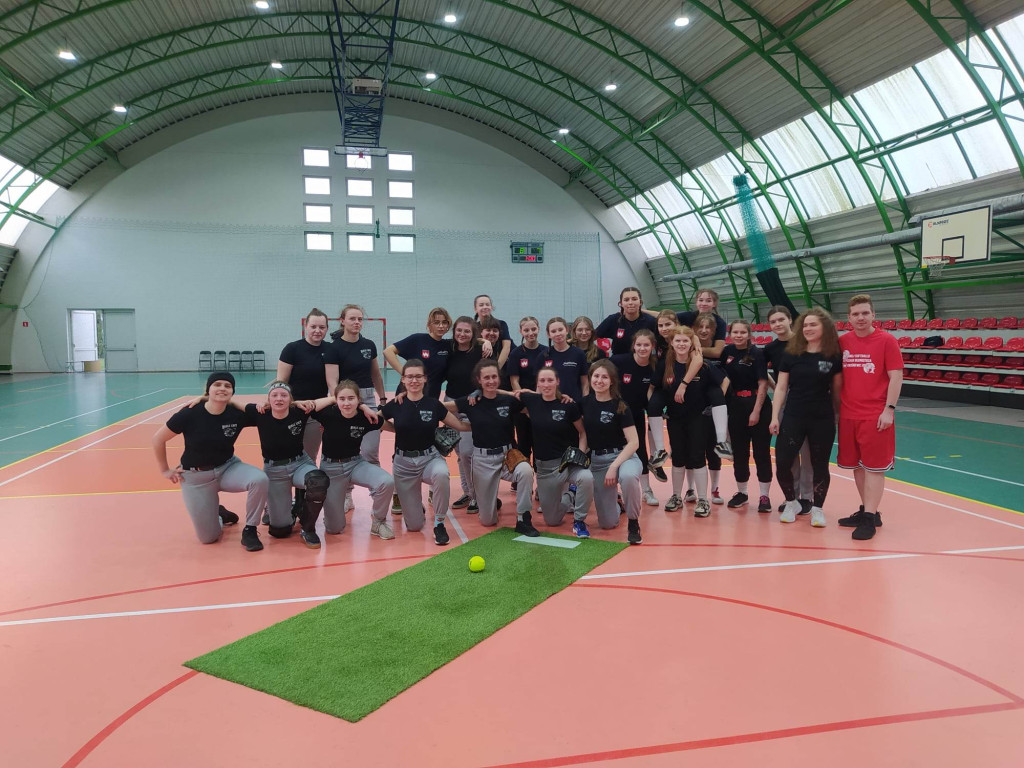  Turniej softballu