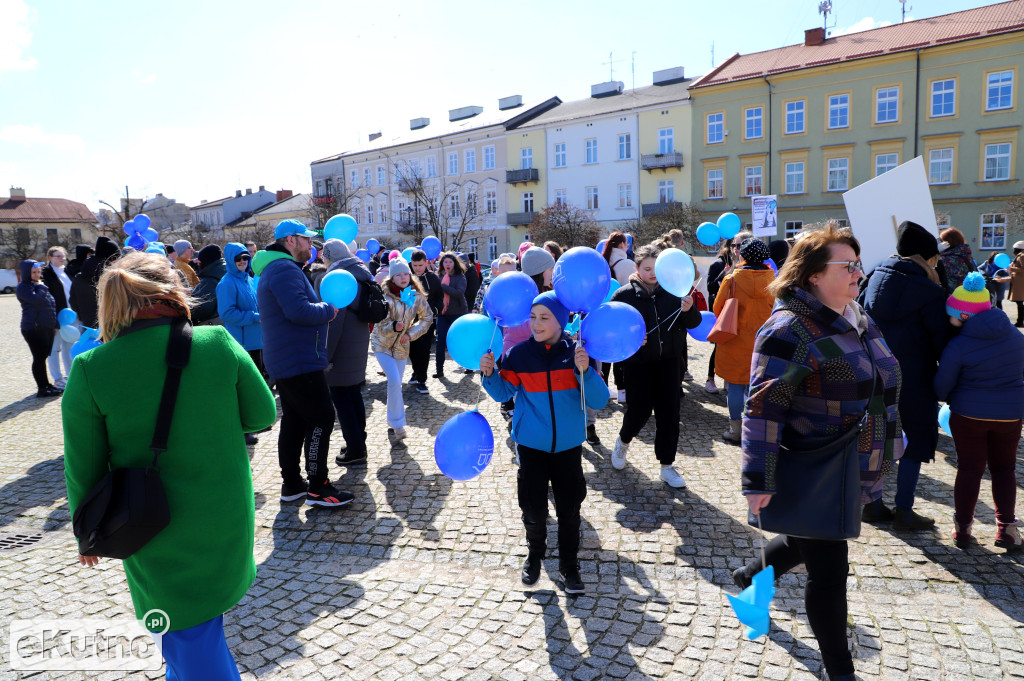 Marsz na Niebiesko