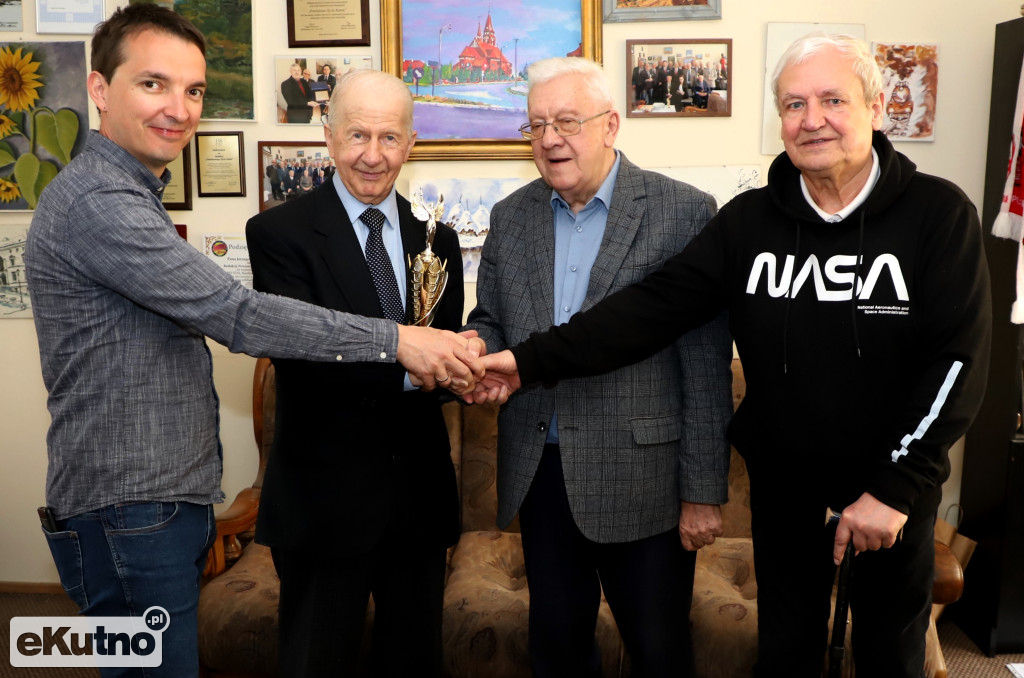 Redakcyjne pożegnanie