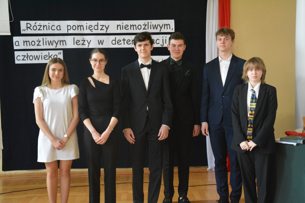 Pożegnanie klas czwartych w 