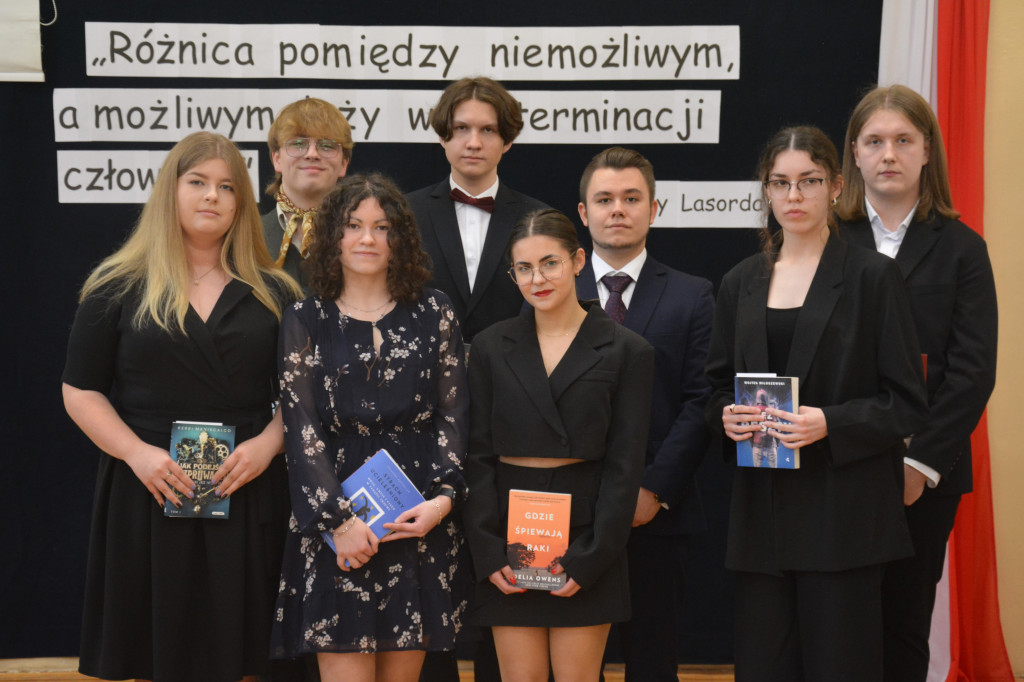 Pożegnanie klas czwartych w 